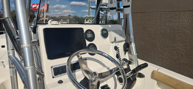 Slide: The Image of Garmin GPS - 9