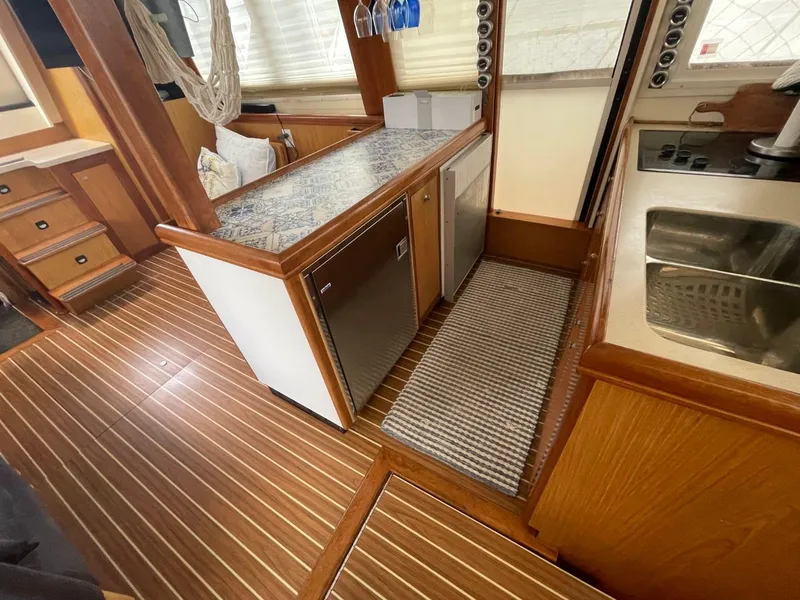 Slide: The Image of Mainship 430 Aft Cabin 3SR Trawler 2005 - 100