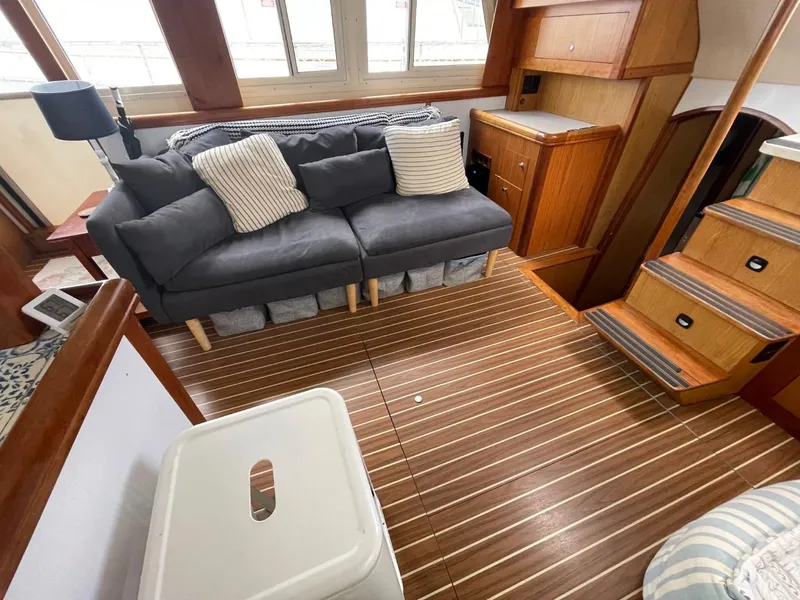 Slide: The Image of Mainship 430 Aft Cabin 3SR Trawler 2005 - 104