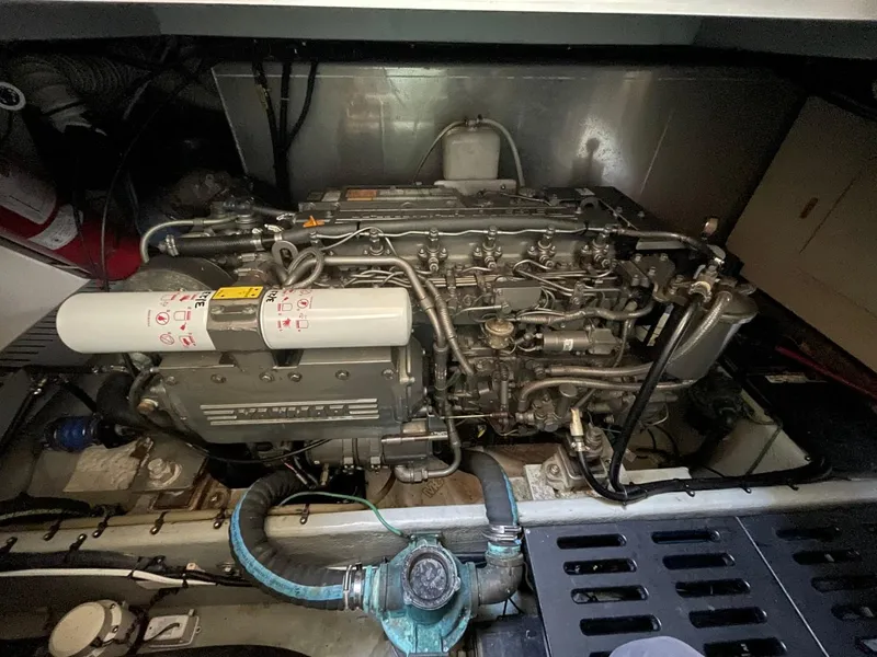 Slide: The Image of Mainship 430 Aft Cabin 3SR Trawler 2005 - 62