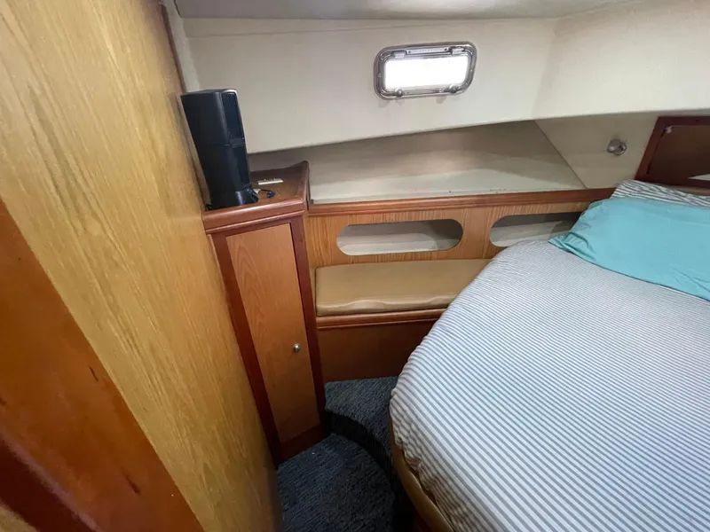 Slide: The Image of Mainship 430 Aft Cabin 3SR Trawler 2005 - 89