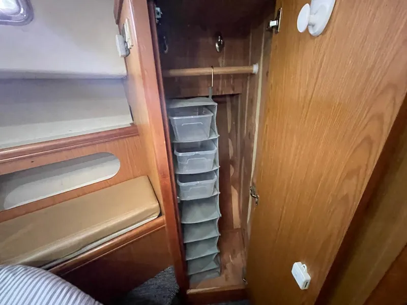 Slide: The Image of Mainship 430 Aft Cabin 3SR Trawler 2005 - 95