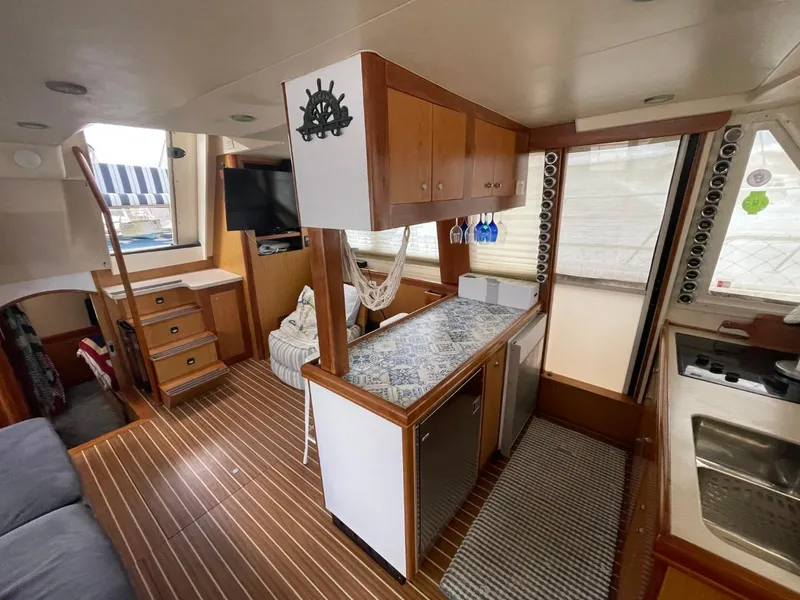 Slide: The Image of Mainship 430 Aft Cabin 3SR Trawler 2005 - 99