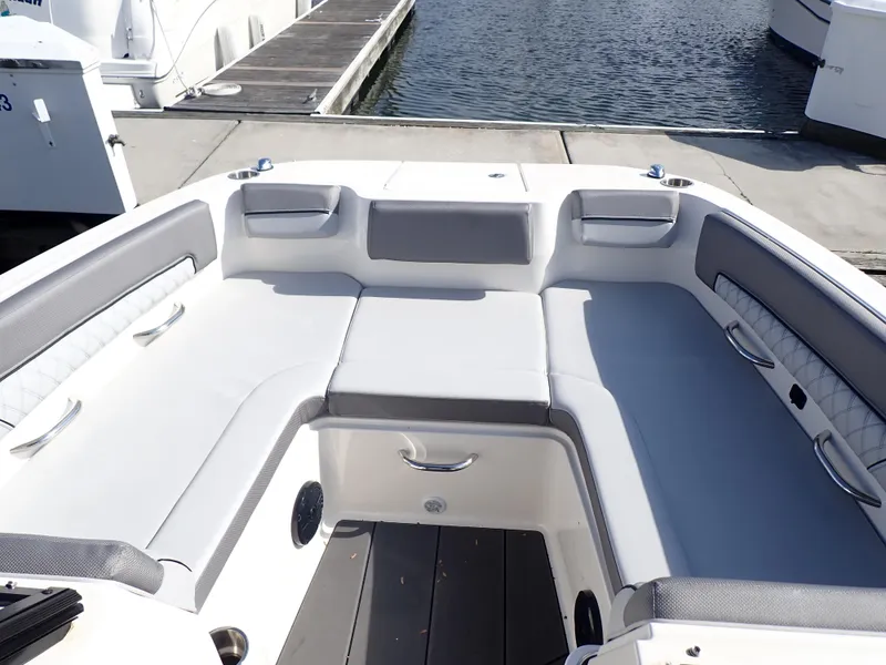 Slide: The Image of Bayliner DX 2200 2023 - 13