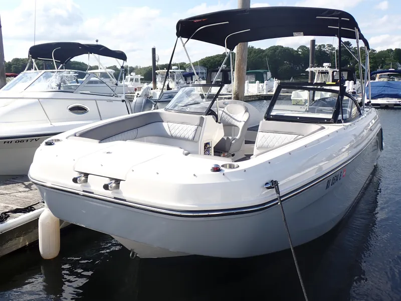 Slide: The Image of Bayliner DX 2200 2023 - 16