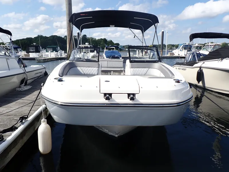 Slide: The Image of Bayliner DX 2200 2023 - 17