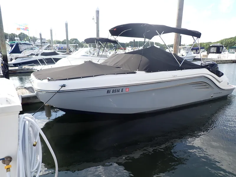 Slide: The Image of Bayliner DX 2200 2023 - 2