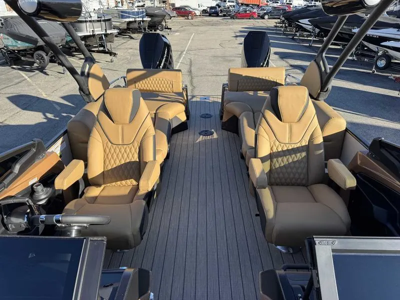 Slide: The Image of Luxurious seating on 2025 Avalon 2585 27-3 Excalibur LTD QL boat, showcasing premium design. - 9