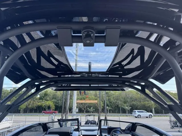 Slide: The Image of Yamaha 275SD 2025 - 12