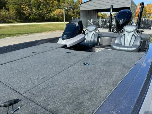 Slide: The Image of Skeeter ZXR21 2025 - 20