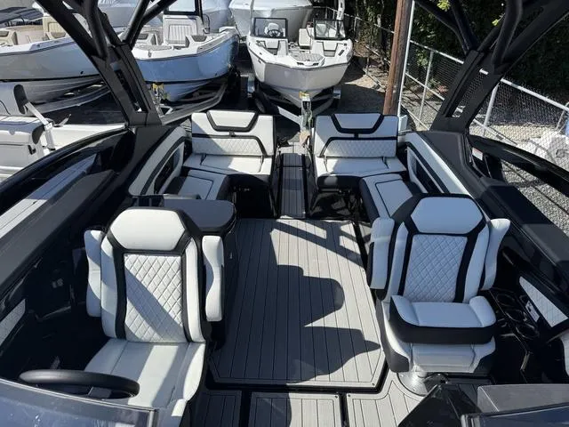 Slide: The Image of Yamaha 275SD 2025 - 21