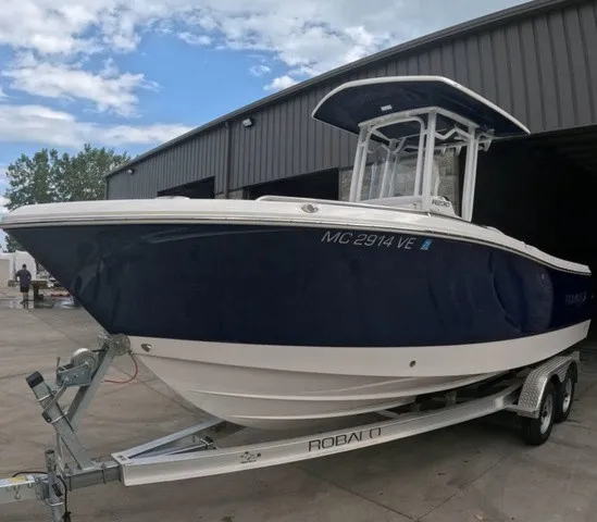 Slide: The Image of Robalo R230 Center Console 2025 - 2
