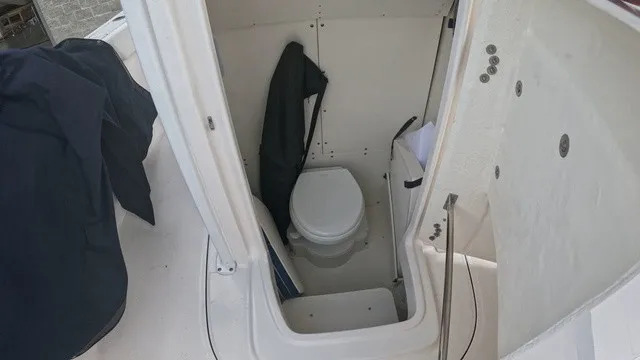 Slide: The Image of Robalo R230 Center Console 2025 - 14