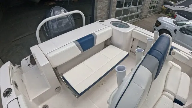 Slide: The Image of Robalo R230 Center Console 2025 - 8