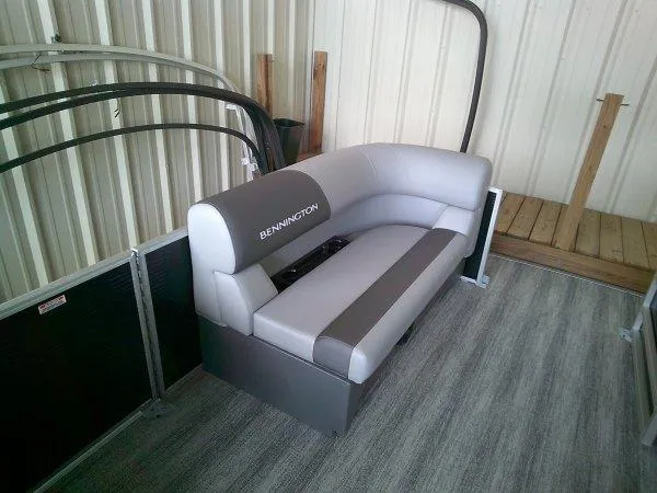 Slide: The Image of Bennington 20SL 2025 - 4