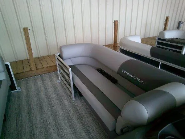 Slide: The Image of Bennington 20SL 2025 - 6