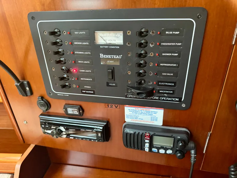 Slide: The Image of Electrical control panel on a 2006 Beneteau Oceanis Clipper 343 yacht. - 13