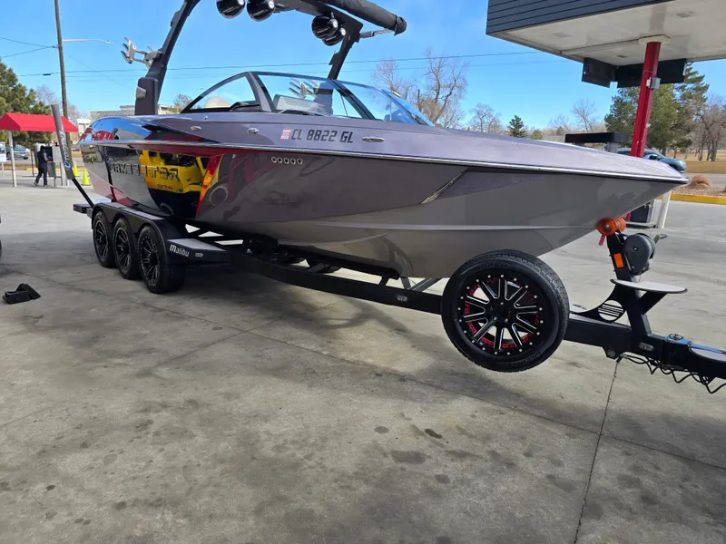 Slide: The Image of Malibu Wakesetter 25 LSV 2016 - 3