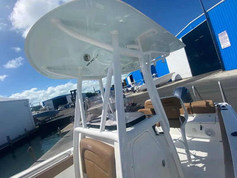 Slide: The Image of Sea Hunt Ultra 219 2022 - 39