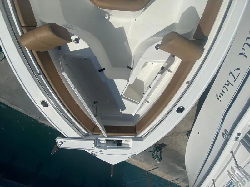 Slide: The Image of Sea Hunt Ultra 219 2022 - 42