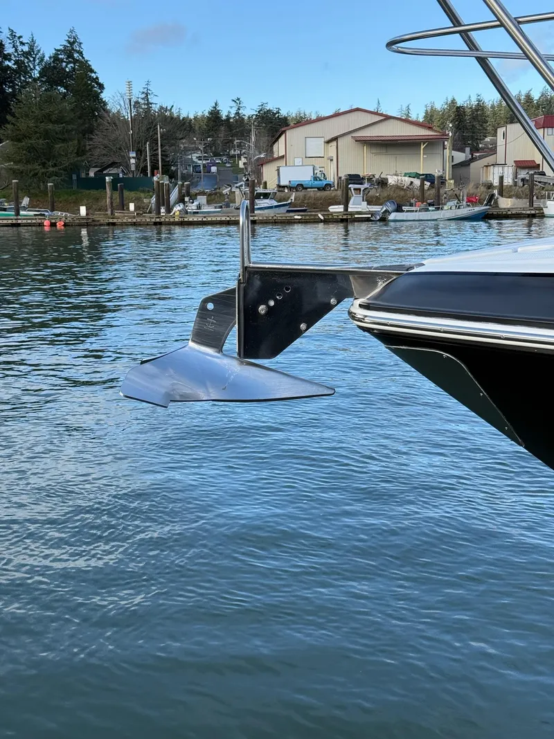 Slide: The Image of Cruisers Yachts 41 Cantius 2017 - 21