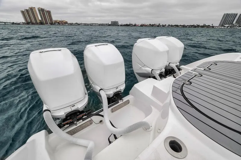 Slide: The Image of Quad 400hp Verados with emblems cleared off - 33
