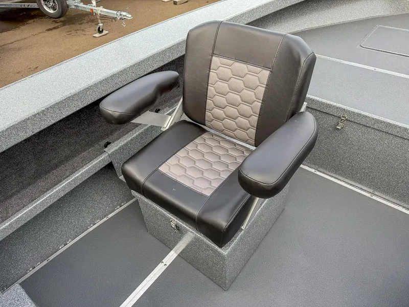 Slide: The Image of North River 23 Osprey 2026 - 11