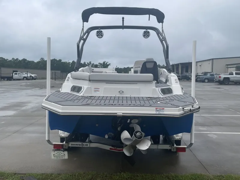 Slide: The Image of Starcraft SVX 231 IO 2025 - 3