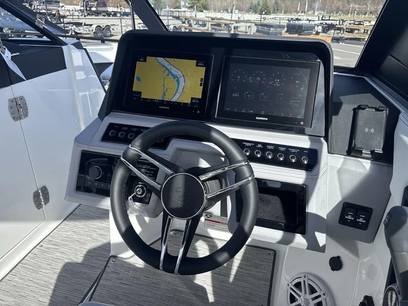 Slide: The Image of Cobalt R6 Surf 2025 - 11