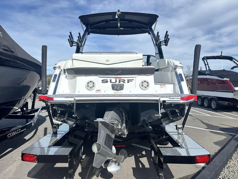 Slide: The Image of Cobalt R6 Surf 2025 - 4