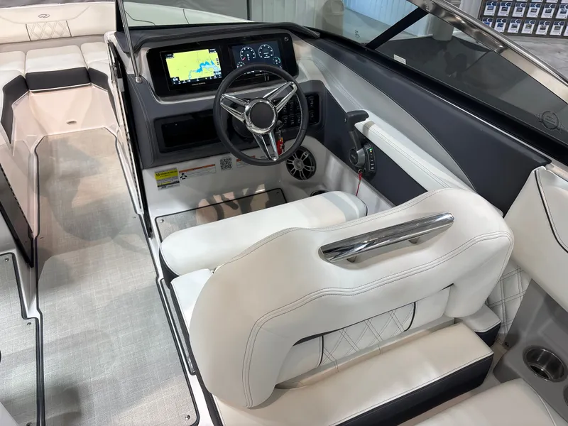 Slide: The Image of Regal LS4 Surf 2025 - 11