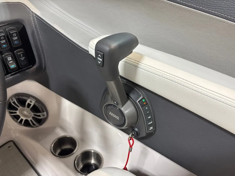 Slide: The Image of Regal LS4 Surf 2025 - 15