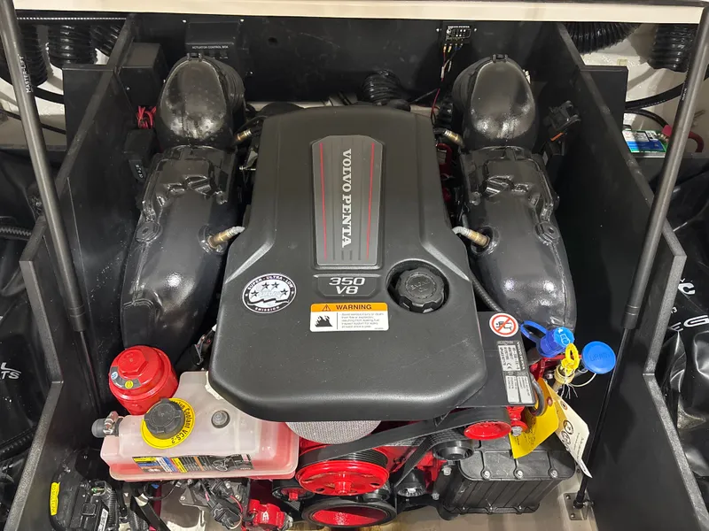 Slide: The Image of Regal LS4 Surf 2025 - 16