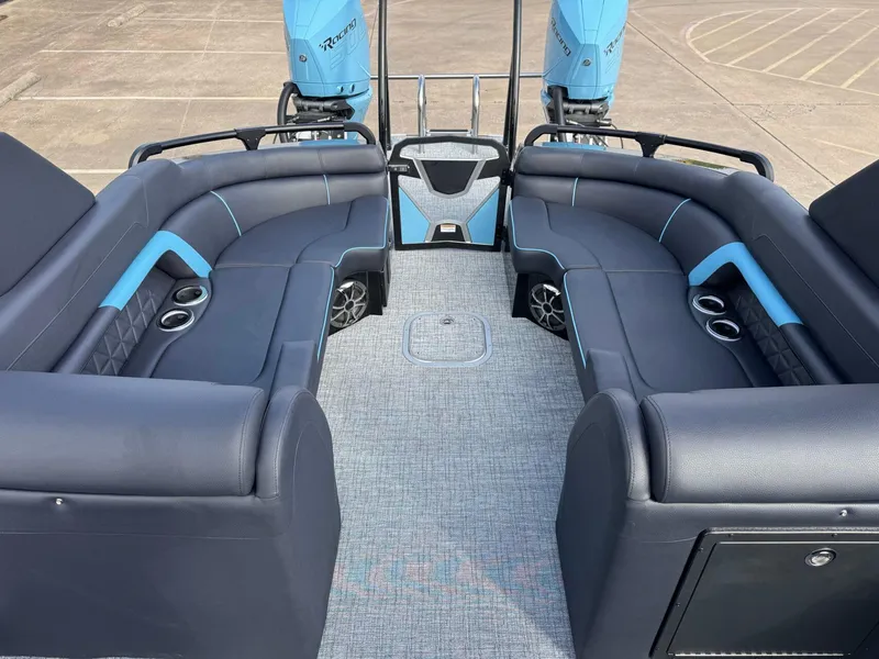 Slide: The Image of Trifecta 25 SPORT RF9 DC ARCH 2025 - 18