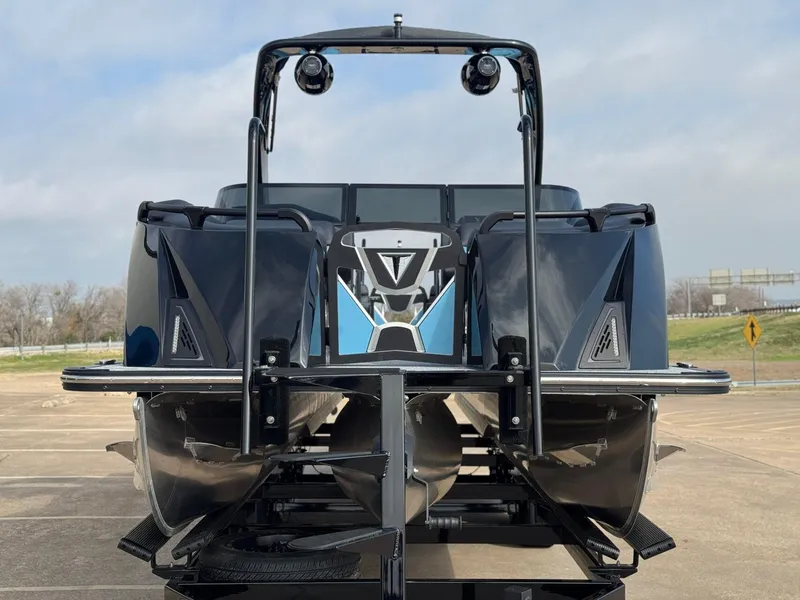 Slide: The Image of Trifecta 25 SPORT RF9 DC ARCH 2025 - 6