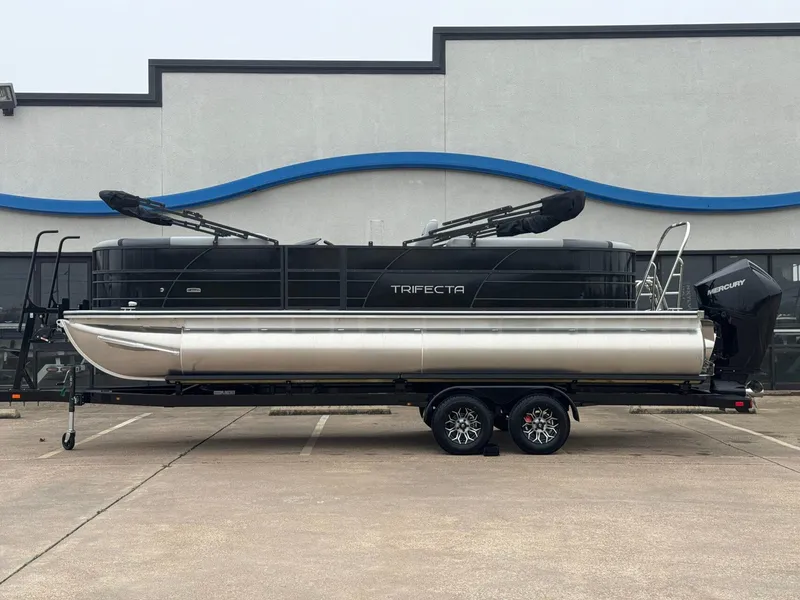 The Image of Trifecta 24RFCS3 2025 - 1