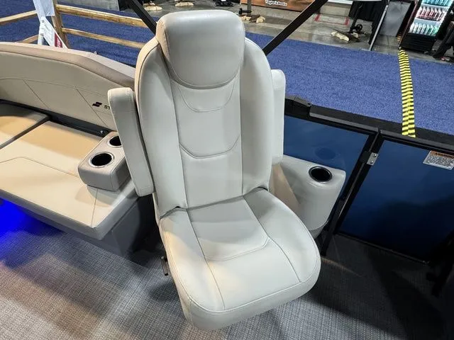 Slide: The Image of Starcraft GX 20 R DH 2025 - 13