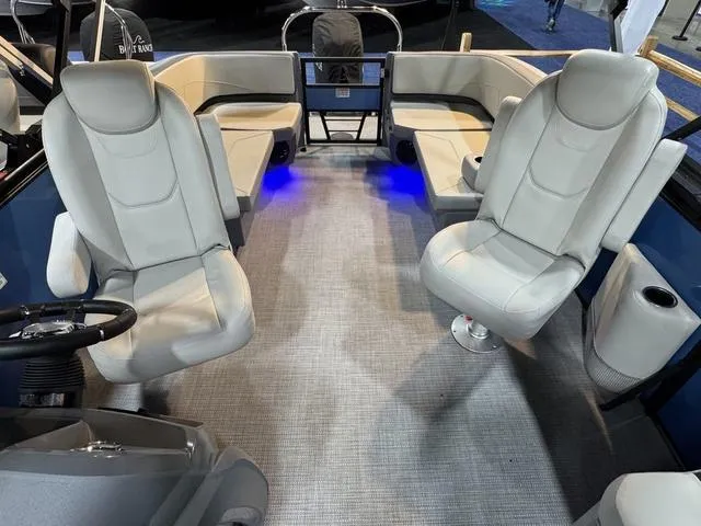 Slide: The Image of Starcraft GX 20 R DH 2025 - 7