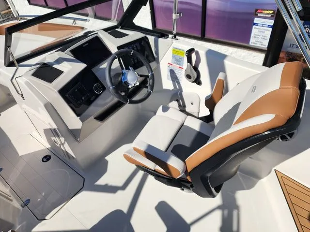 Slide: The Image of Starcraft SVX 210 08 2025 - 7