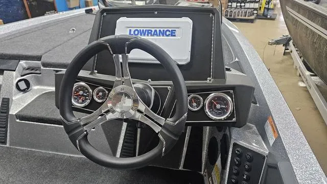 Slide: The Image of Ranger Z518 2024 - 12