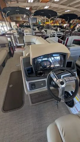 Slide: The Image of Regency 230 LE3 Sport 2025 - 26