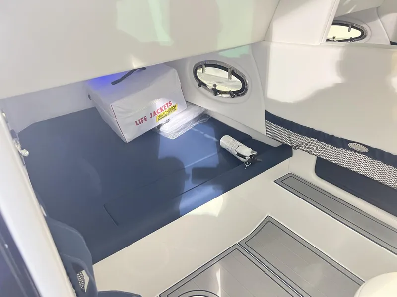 Slide: The Image of Nor-Tech 340 Sport 2025 - 27