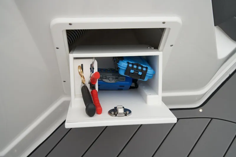 Slide: The Image of Tahoe 2150 CC 2025 - 24