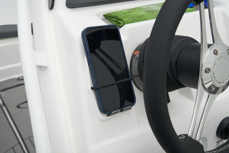 Slide: The Image of Tahoe 2150 CC 2025 - 35