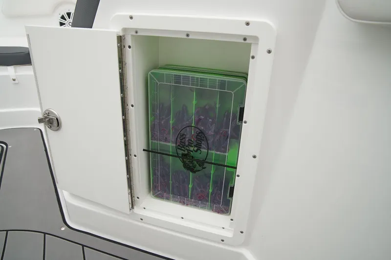 Slide: The Image of Tahoe 2150 CC 2025 - 46