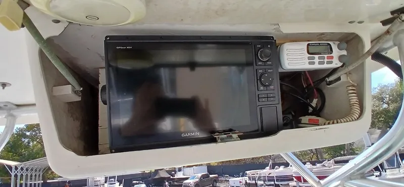 Slide: The Image of Hard Top - 6