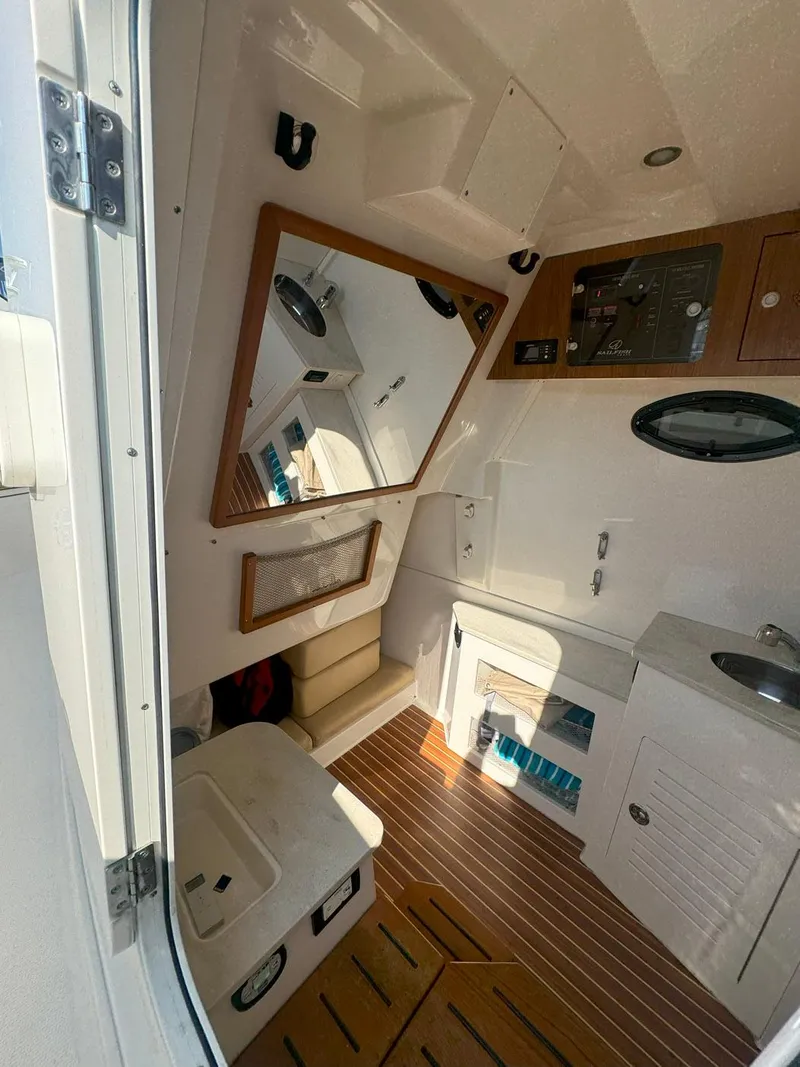 Slide: The Image of Sailfish 360 CC 2019 - 55