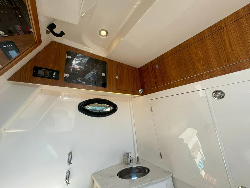 Slide: The Image of Sailfish 360 CC 2019 - 62