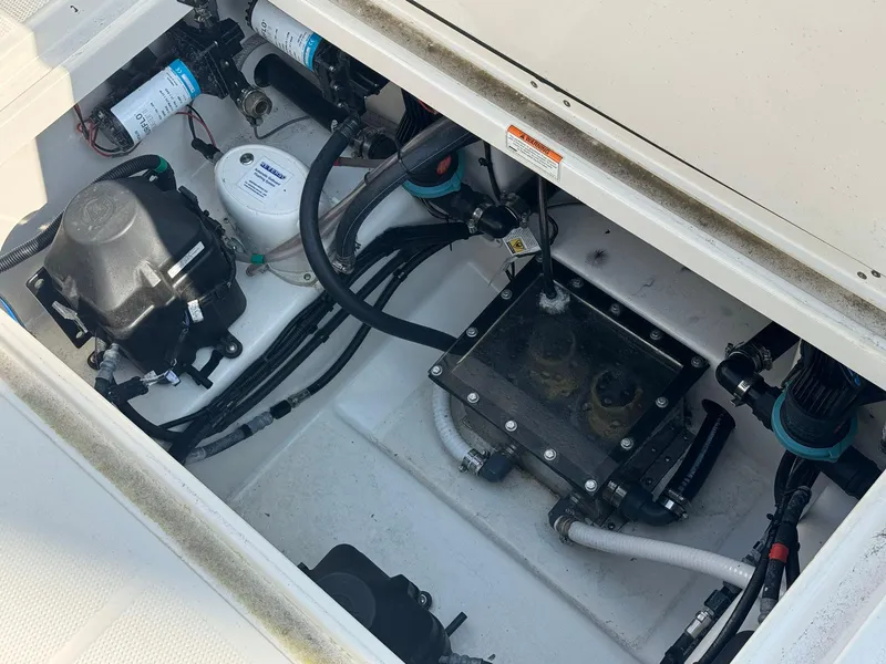 Slide: The Image of Sailfish 360 CC 2019 - 68