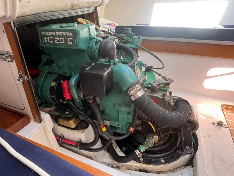 Slide: The Image of Volvo Penta MD2010 engine in a 2005 J Boats J/100 sailboat. - 34